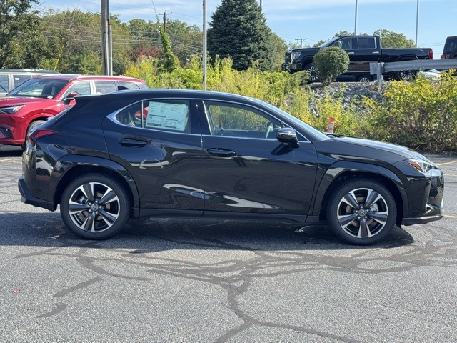 2025 Lexus UX Premium photo 4