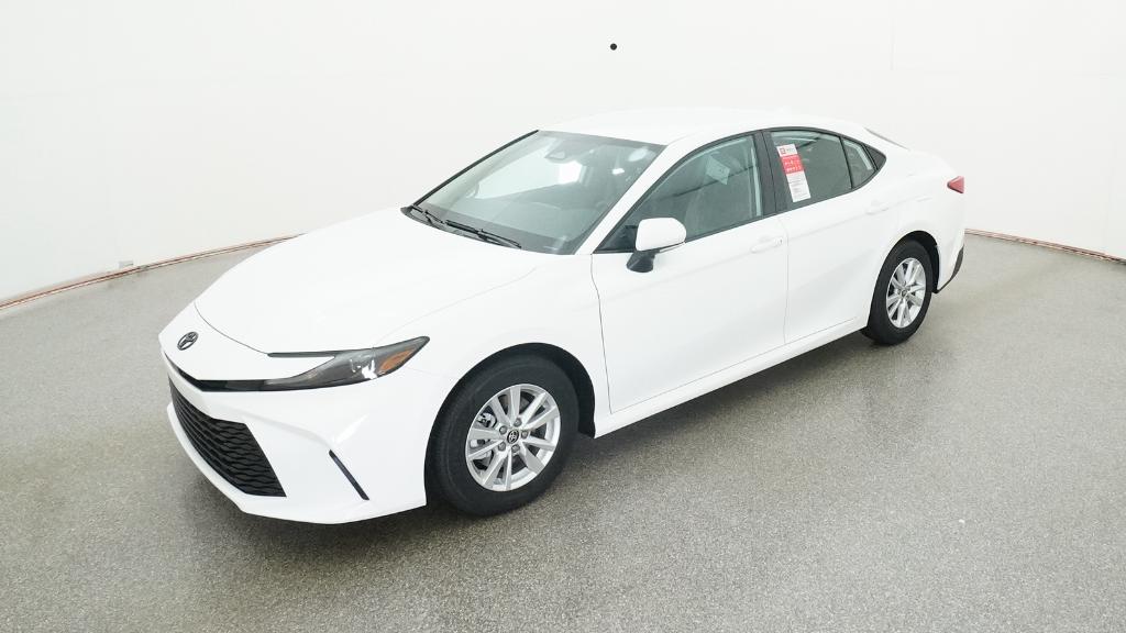2026 Toyota Camry LE's photo