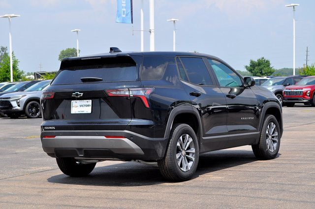 2026 Chevrolet Equinox LT photo 3