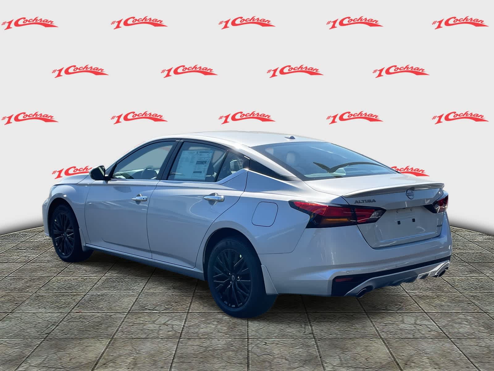 2025 Nissan Altima 2.5 SV photo 5