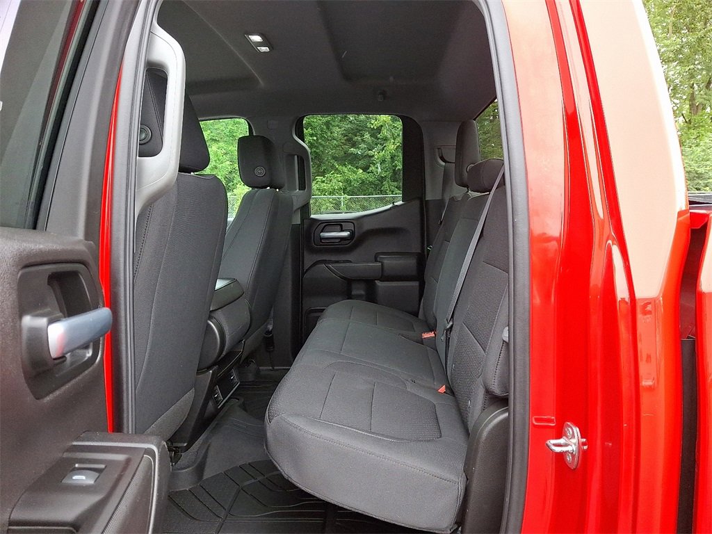 2021 Chevrolet Silverado 1500 Custom photo 11