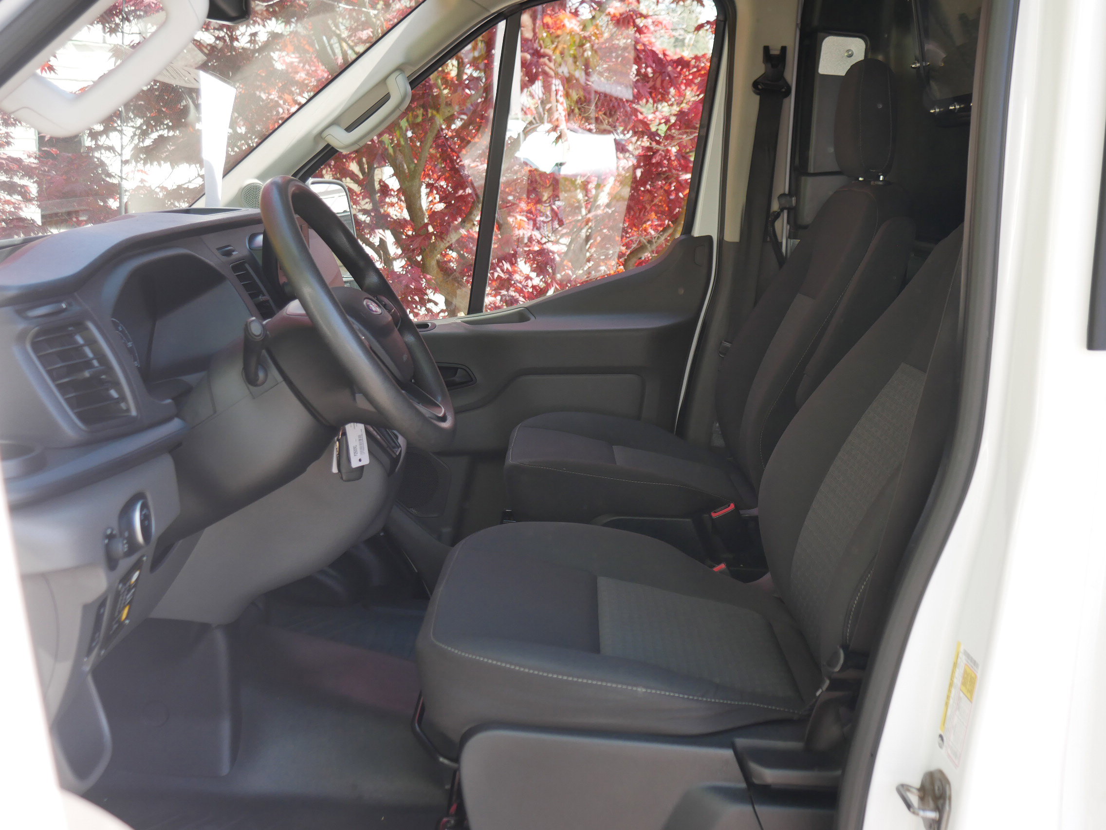 2021 Ford Transit Cargo Van photo 2