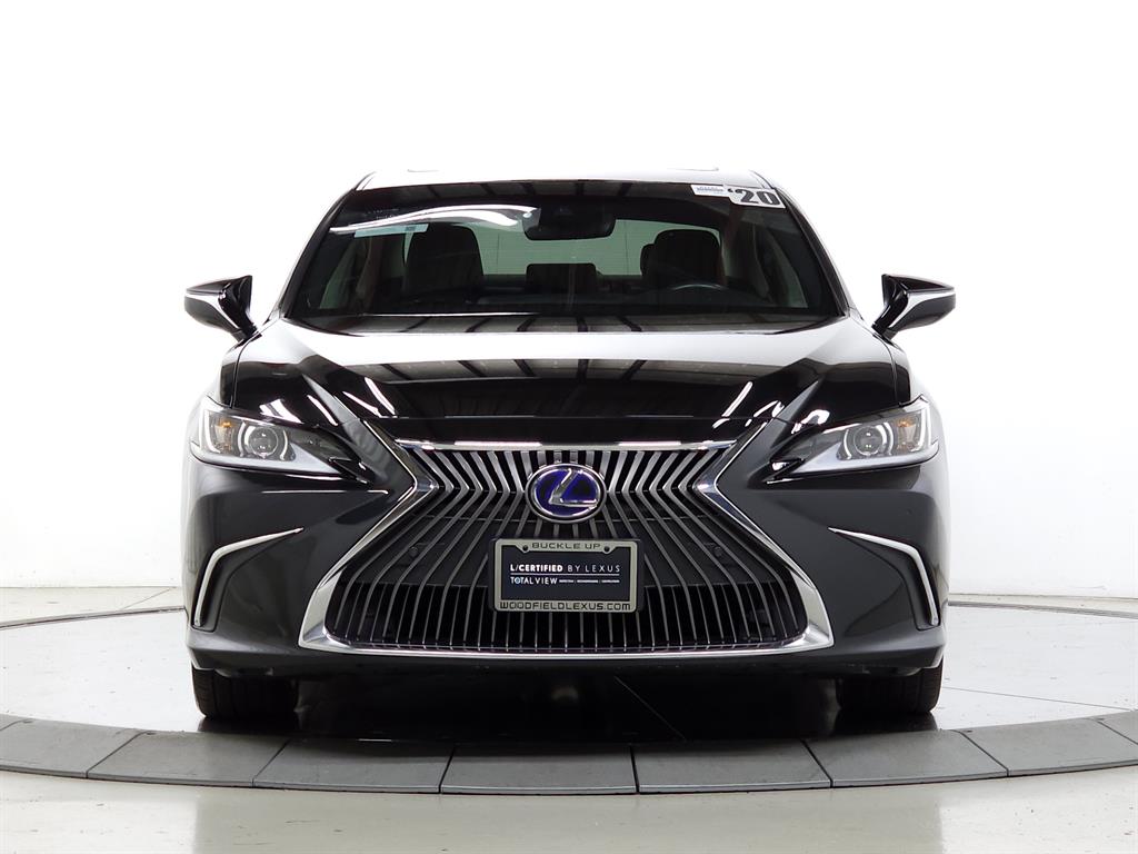2020 Lexus ES 300h photo 2