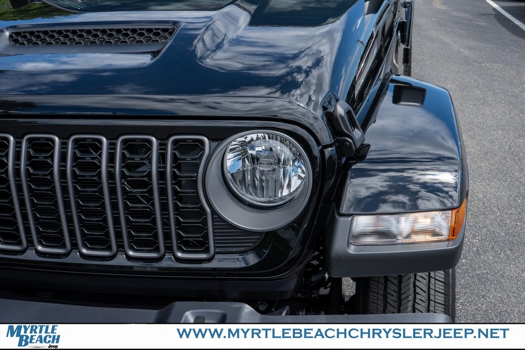 2025 Jeep Gladiator Sport S photo 8