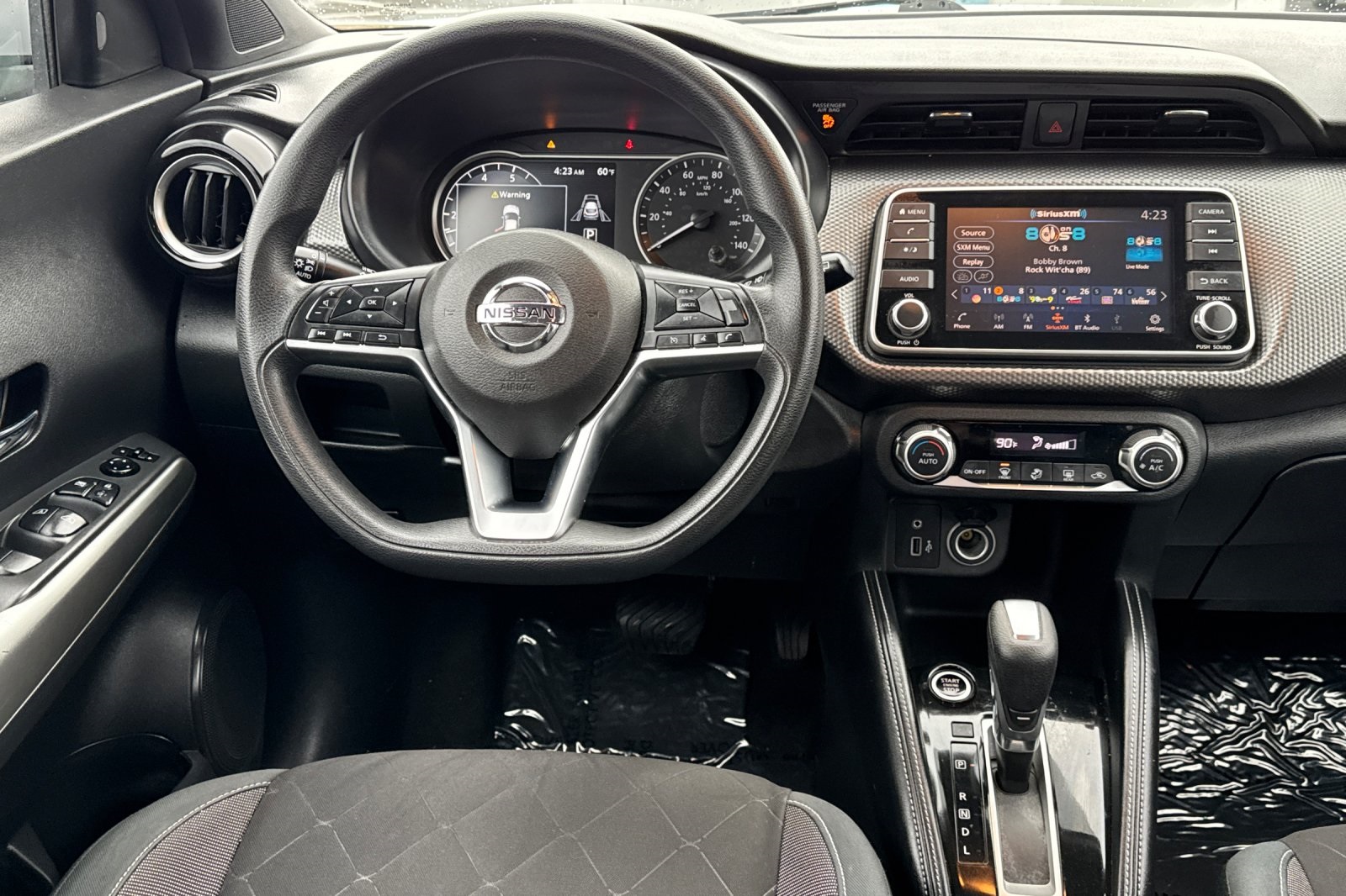 2020 Nissan Kicks SV photo 14