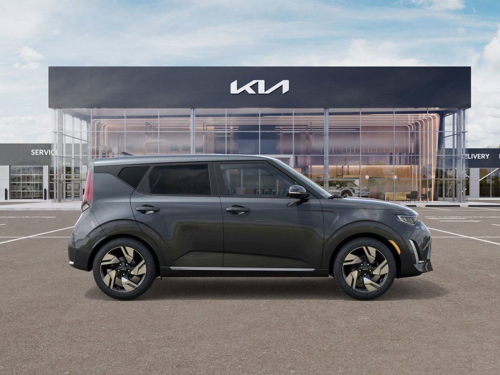 2025 Kia Soul GT-Line photo 4