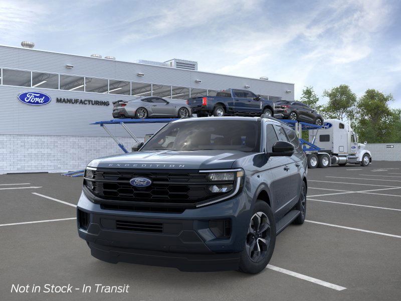 2026 Ford Expedition Active's photo