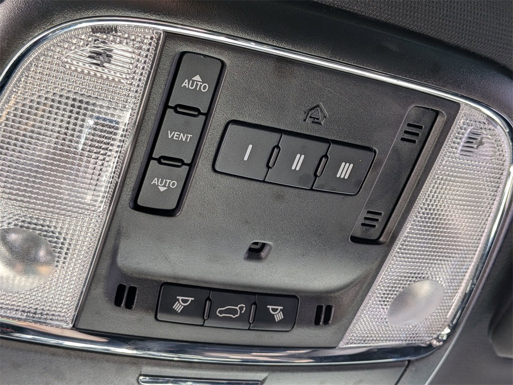 2021 Jeep Grand Cherokee Limited photo 17