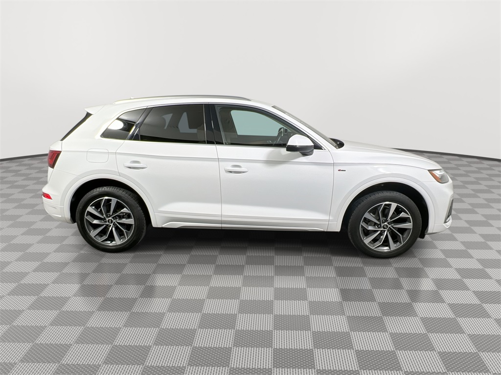 2023 Audi Q5 45 S line Premium photo 9