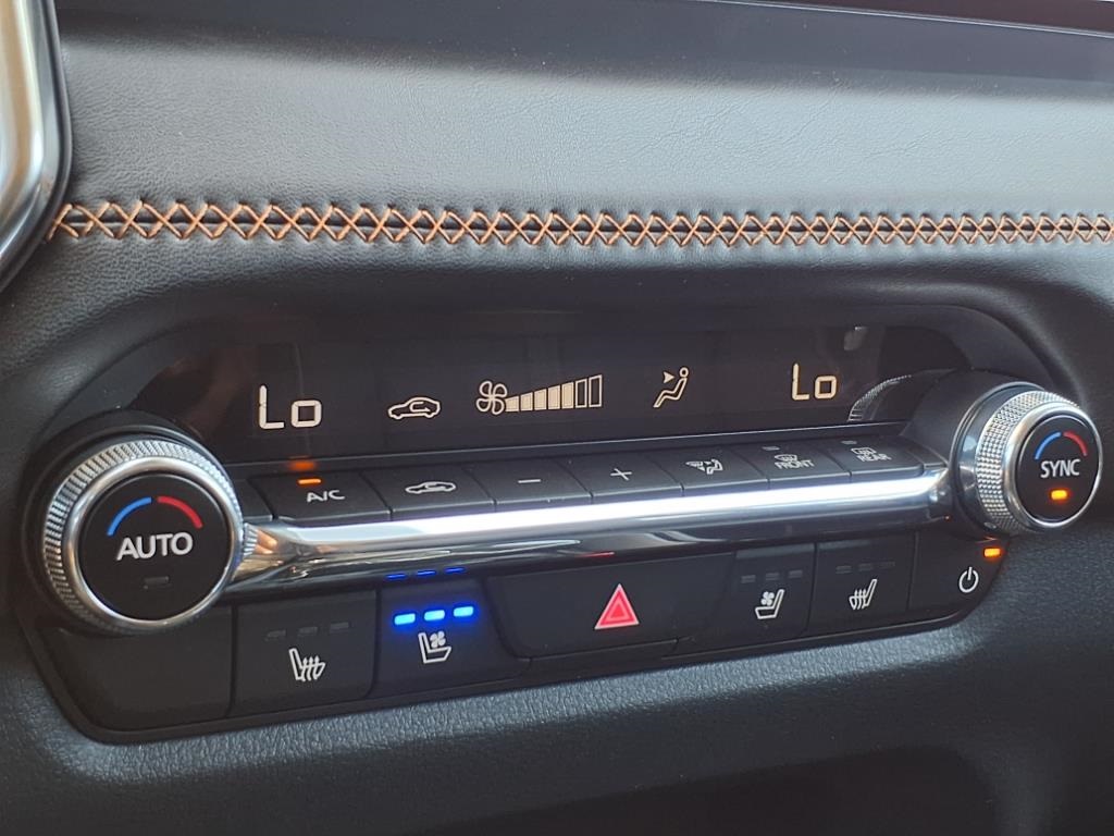 2025 Mazda CX-50 Premium Plus photo 10