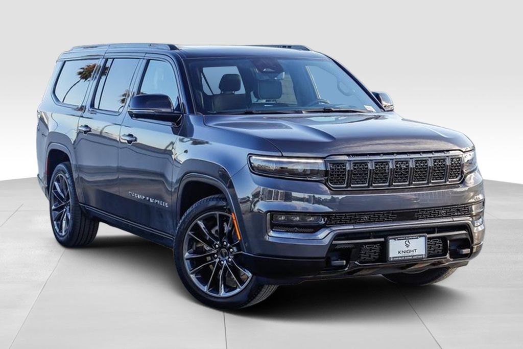 2025 Jeep Grand Wagoneer L II photo 2