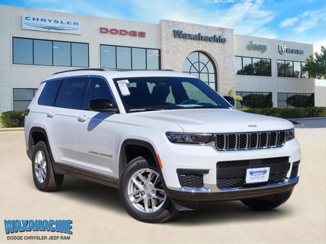 2025 Jeep Grand Cherokee L Laredo's photo