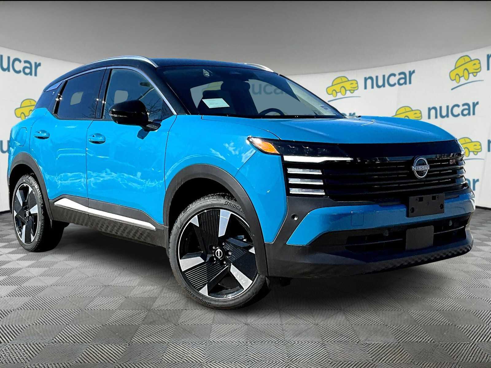 2025 Nissan Kicks SR AWD's photo