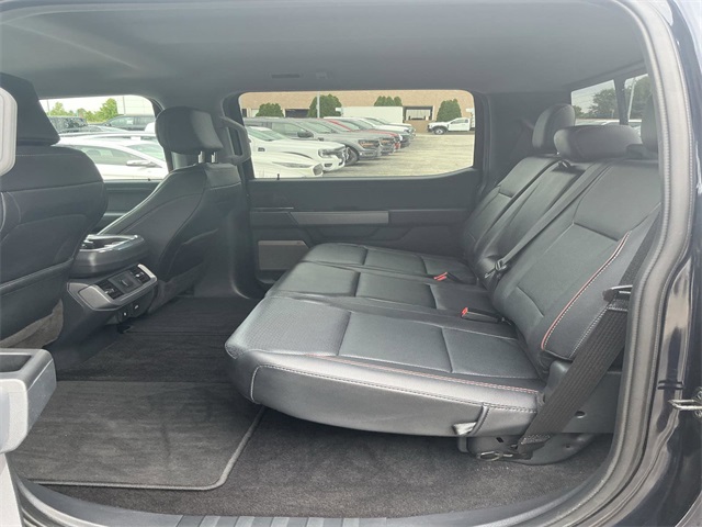 2022 Ford F-150 Lariat photo 26