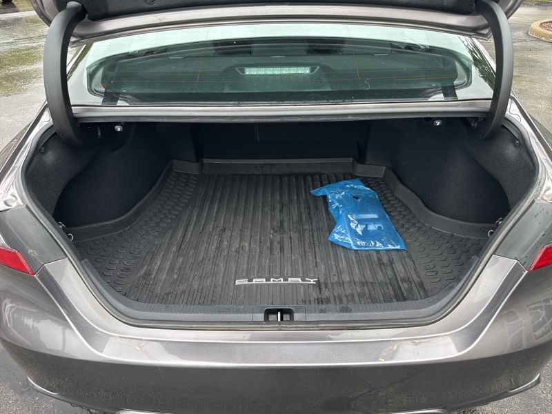 2022 Toyota Camry SE photo 39
