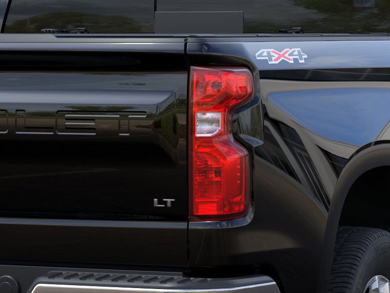 2025 Chevrolet Silverado 1500 LT photo 11