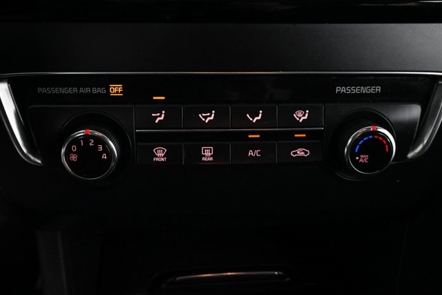 2017 Kia Optima 1.6T LX photo 23
