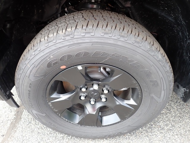 2025 Ram 1500 Tradesman photo 10