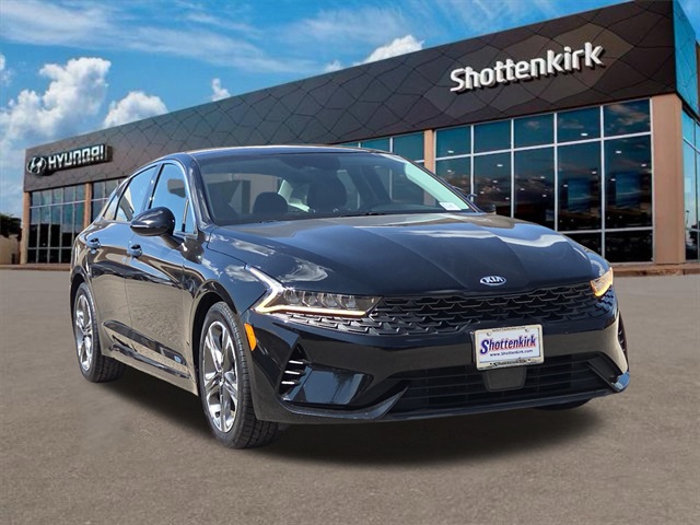 2021 Kia K5 EX photo 2
