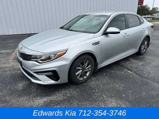 2019 Kia Optima LX S photo 3