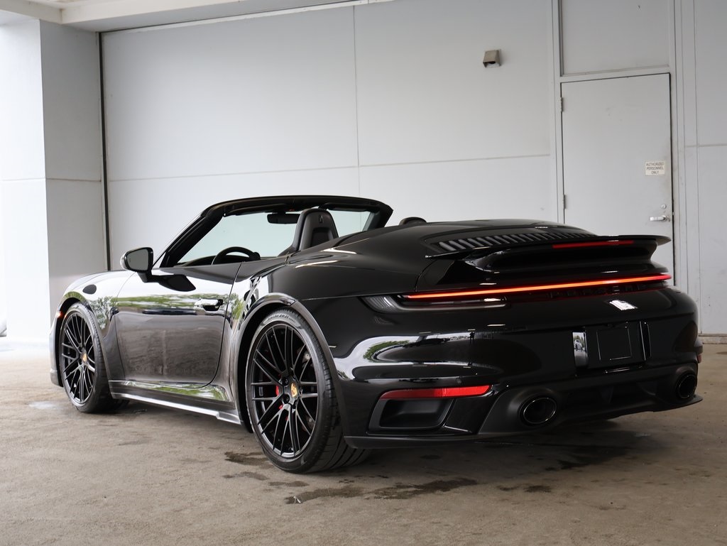 2022 Porsche 911 Turbo photo 3