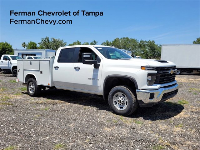 2024 Chevrolet Silverado HD WT's photo
