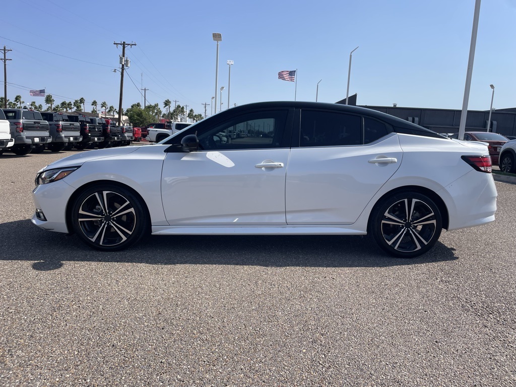 2022 Nissan Sentra SR photo 3