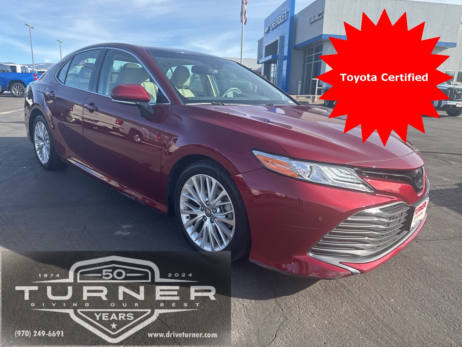 2018 Toyota Camry XSE's photo