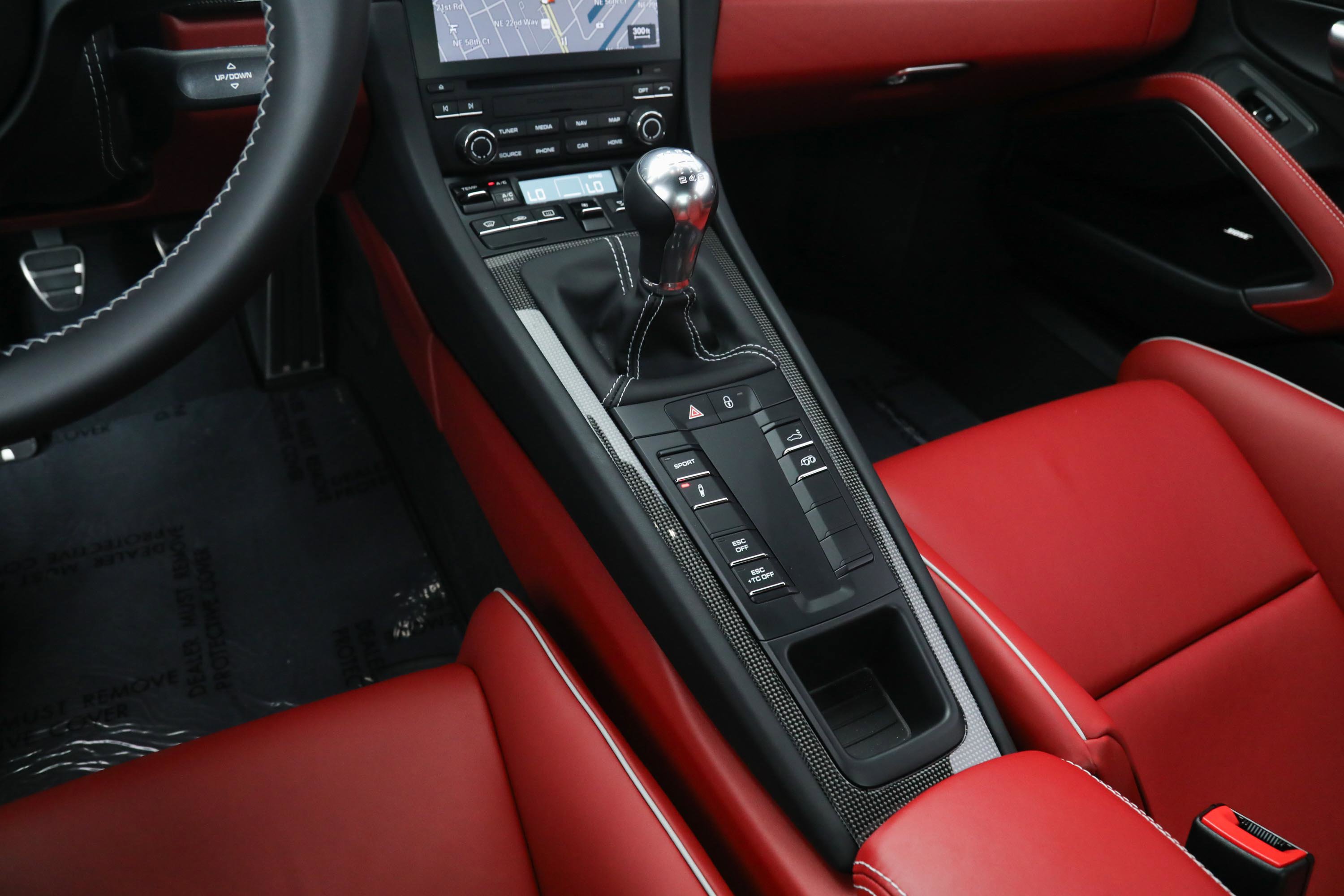 2018 Porsche 911 GT3 Touring photo 25