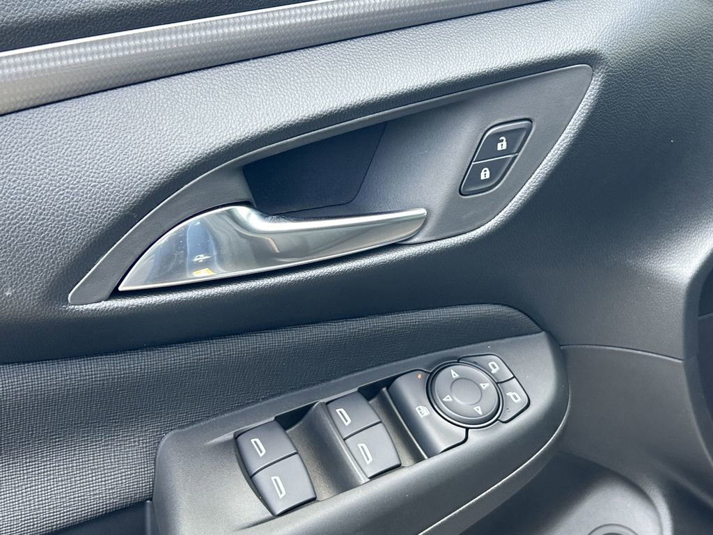 2025 Buick Envista Avenir photo 17