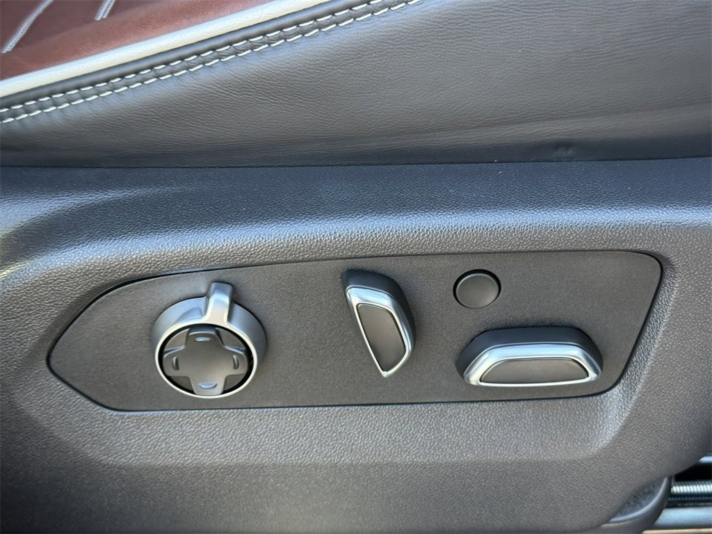 2025 GMC SIERRA - Image 39