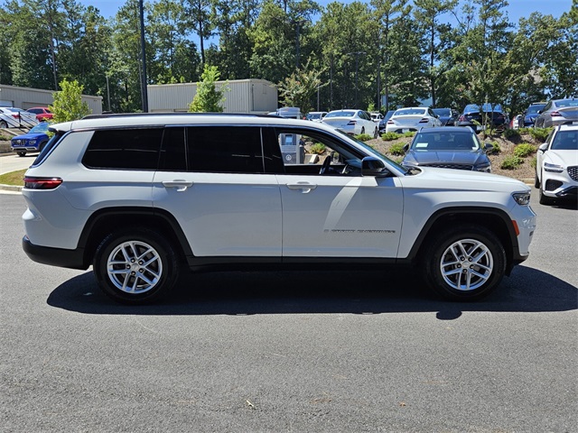 2023 Jeep Grand Cherokee Laredo photo 13