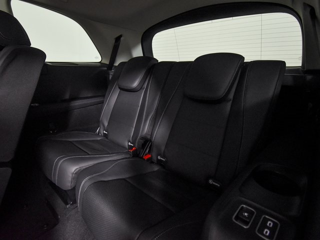 2026 Mercedes Benz GLS 450 4MATIC photo 35