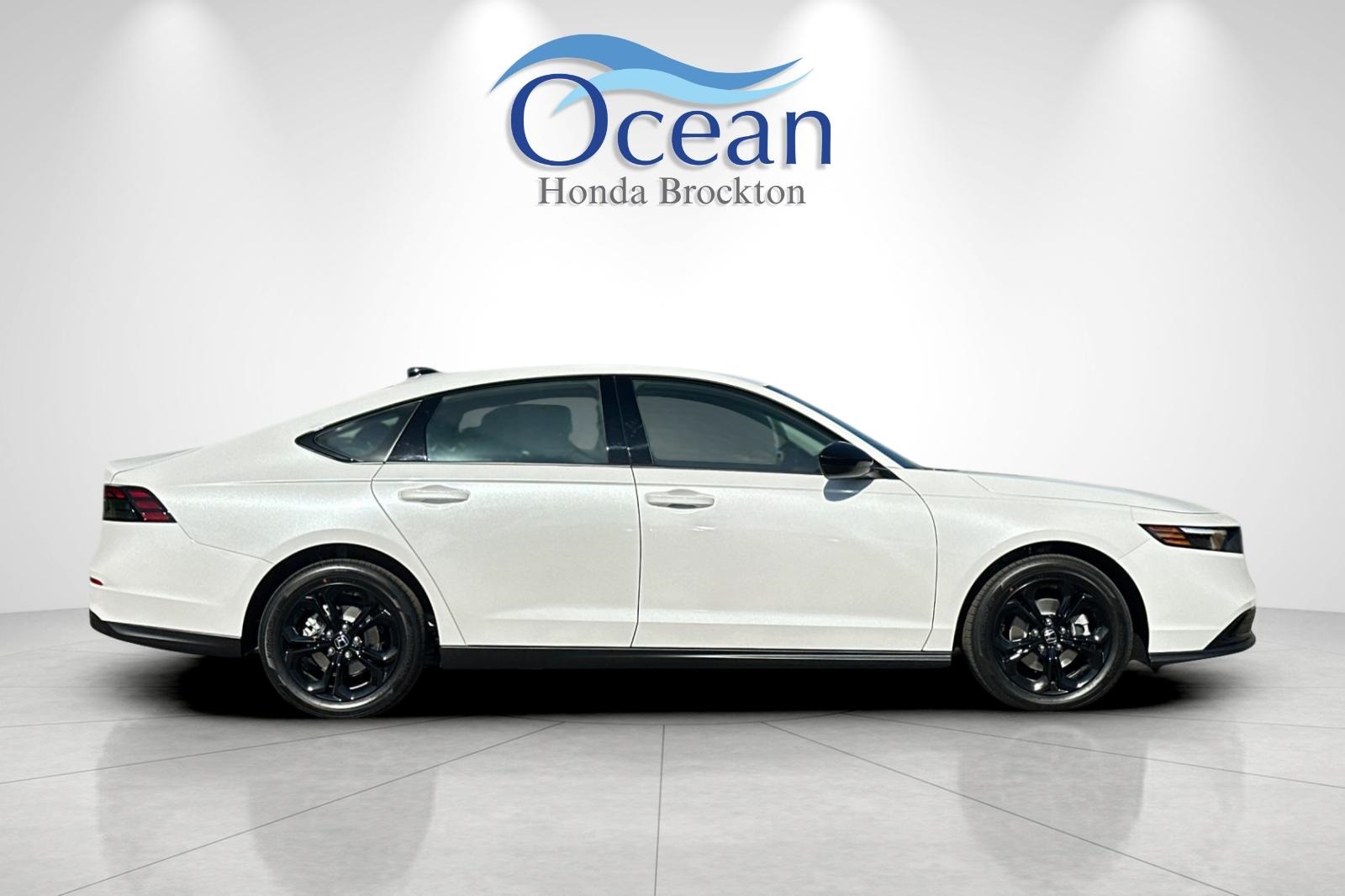 2025 Honda Accord SE photo 4