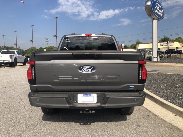 2025 Ford F-150 Lightning photo 6
