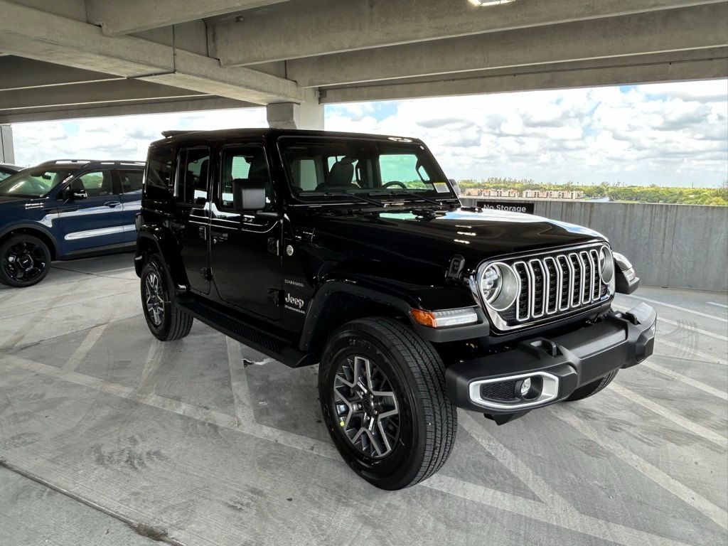2024 Jeep Wrangler Sahara photo 2