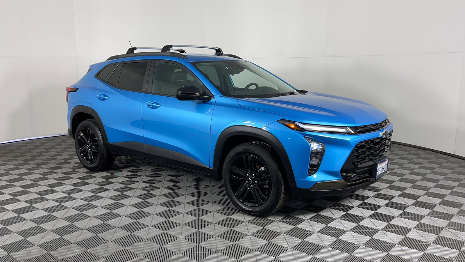 2025 Chevrolet Trax ACTIV photo 2