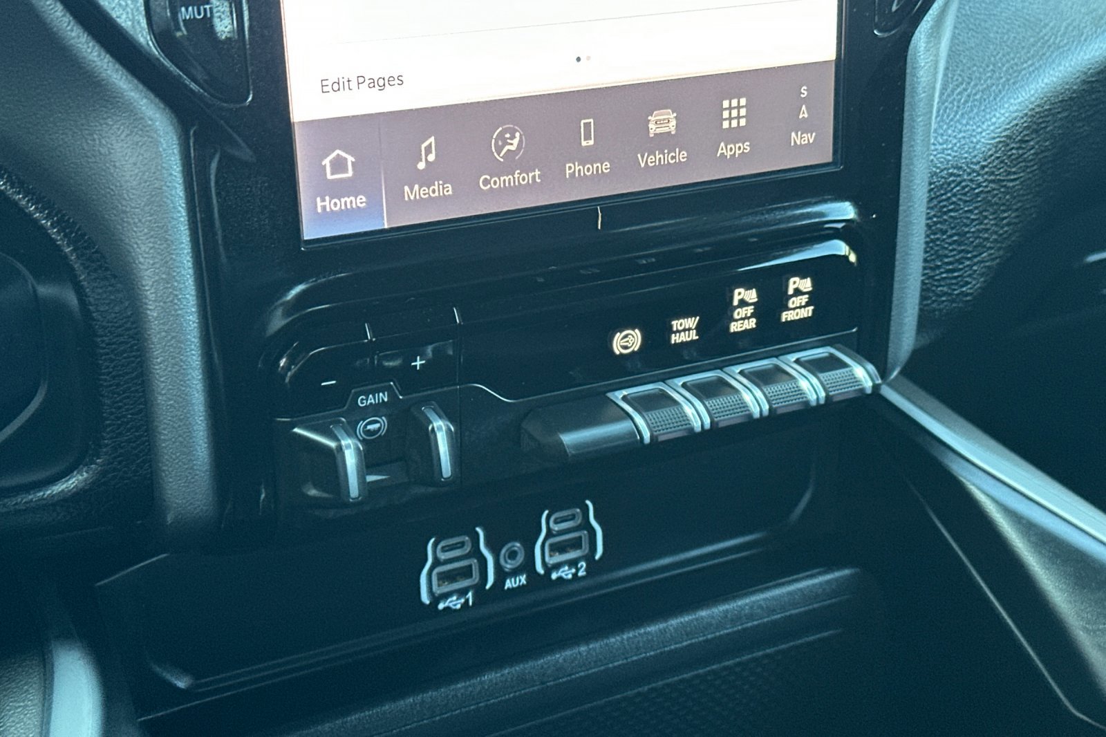 2025 Ram 2500 Big Horn photo 20