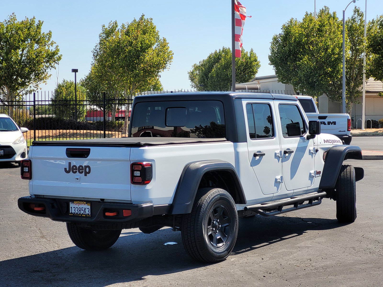 2021 Jeep Gladiator Mojave photo 4