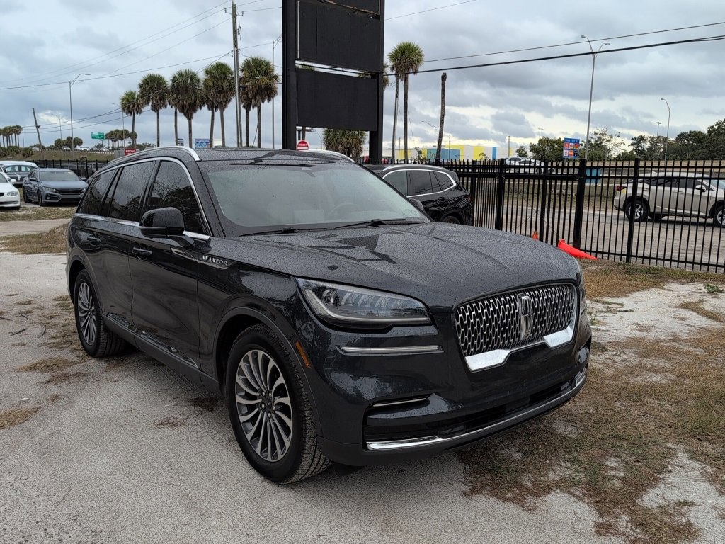 2022 Lincoln Aviator Reserve's photo