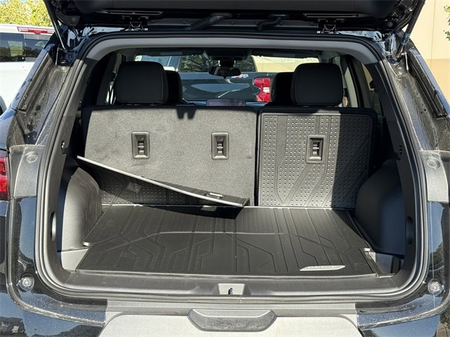 2025 Chevrolet Blazer 2LT photo 3