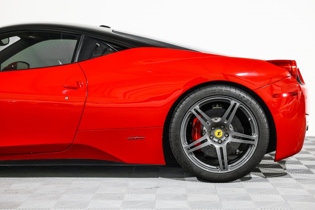 2010 Ferrari 458 Italia Base photo 13