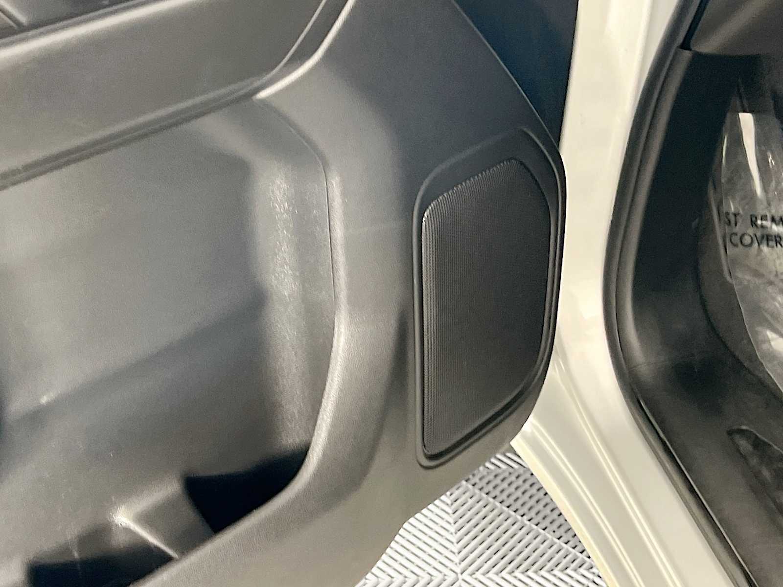 2021 Chevrolet Silverado 1500 Custom photo 16