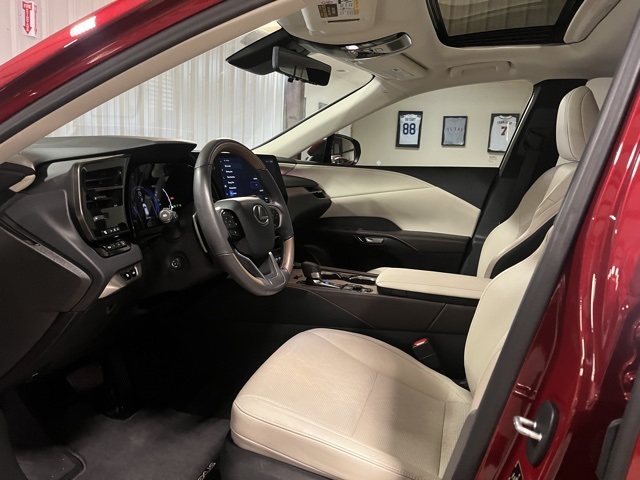 2024 Lexus RX 350h Premium photo 16
