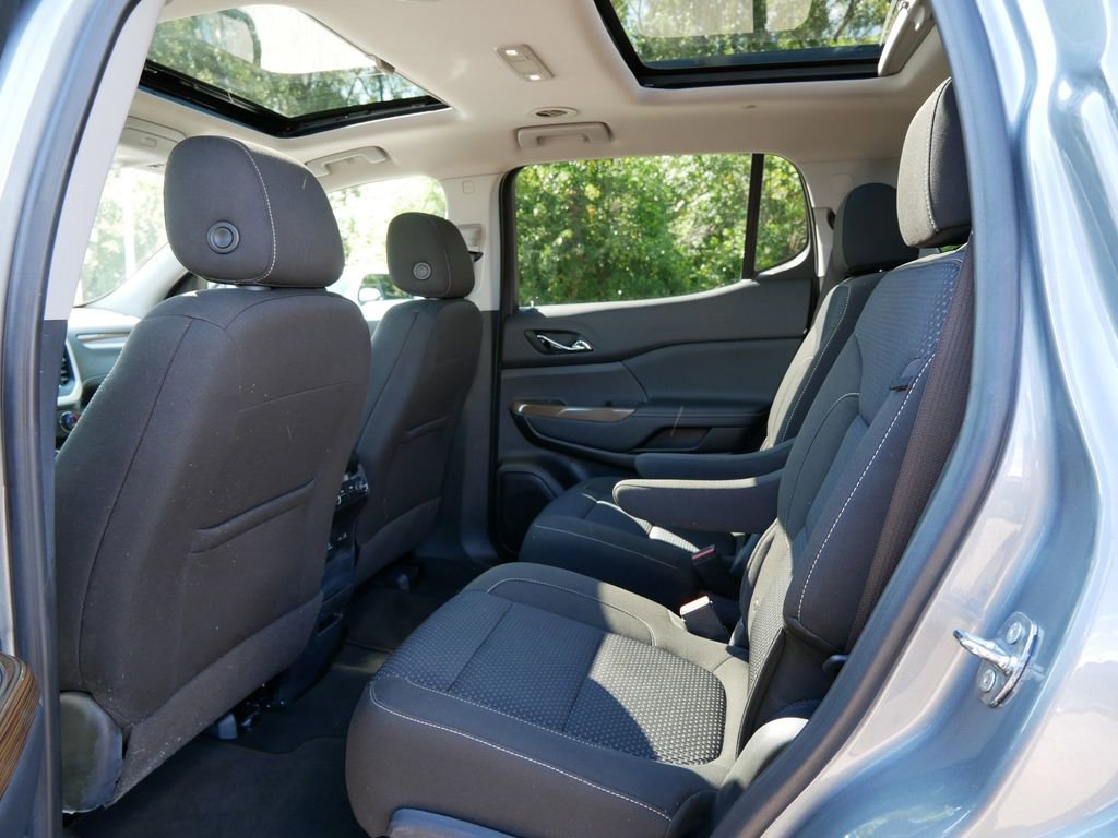 2023 Gmc Acadia SLE photo 10