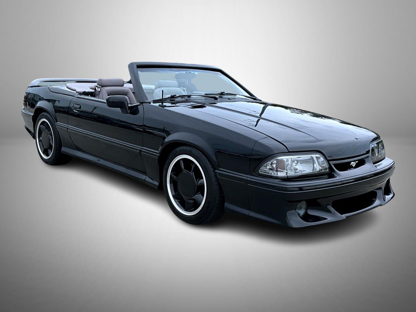 1990 Ford Mustang photo 3