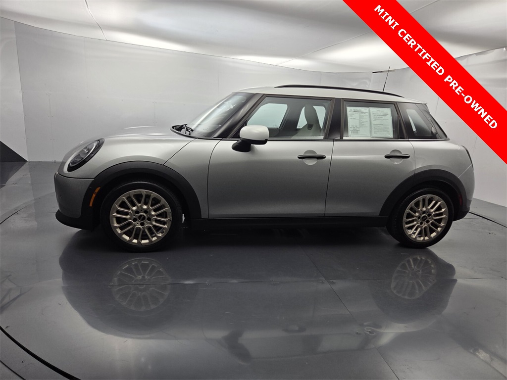 2025 Mini Cooper Signature photo 4
