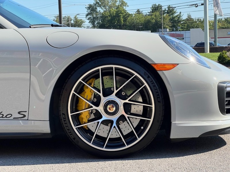 2019 Porsche 911 Turbo photo 37
