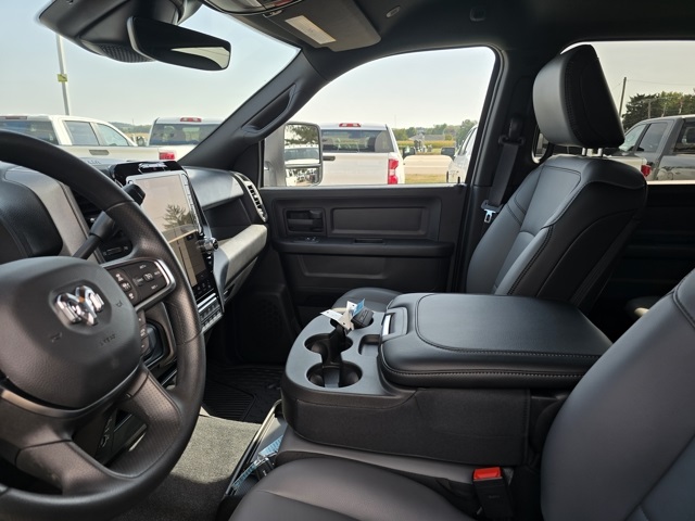 2025 Ram 2500 Tradesman photo 21