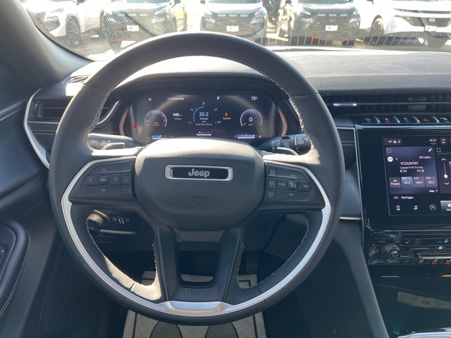 2024 Jeep Grand Cherokee Altitude photo 16
